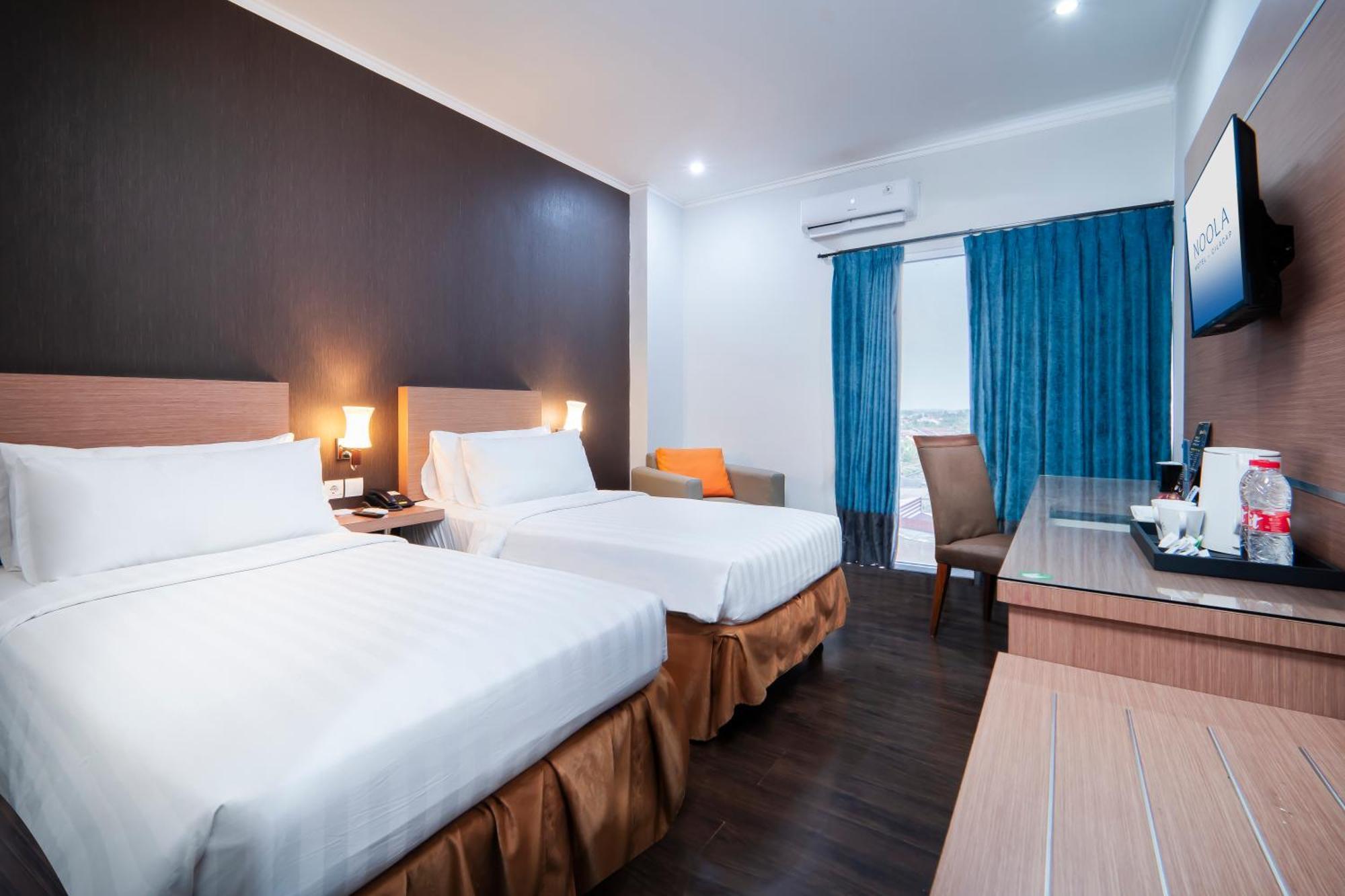 Noola Hotel チラチャプ エクステリア 写真