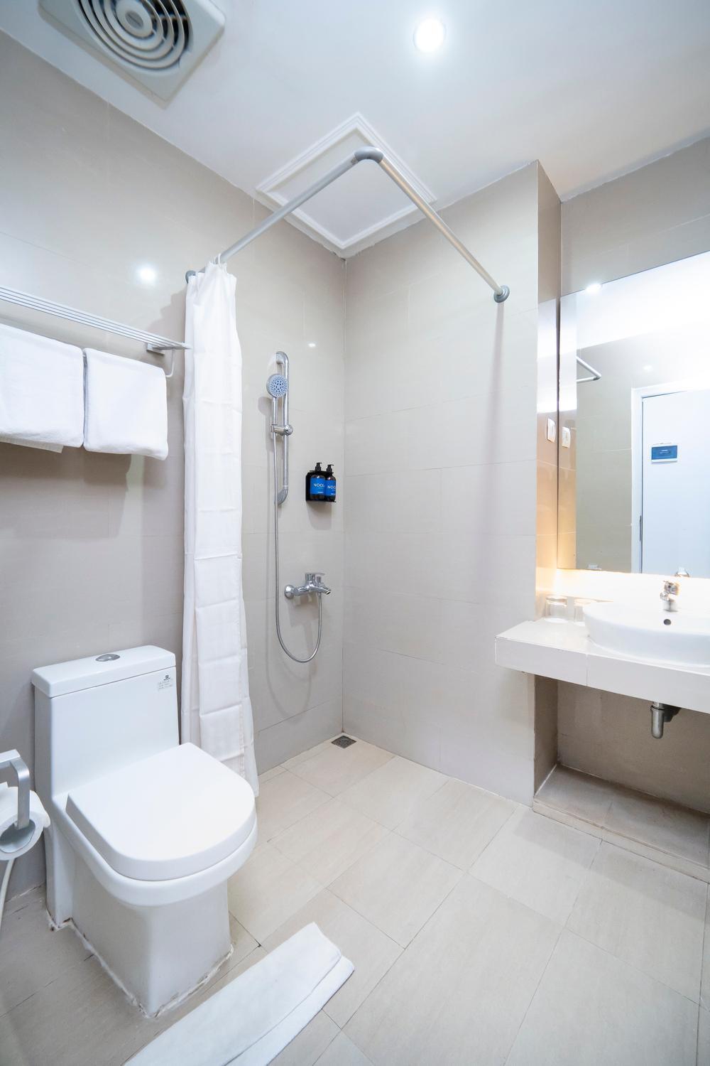 Noola Hotel チラチャプ エクステリア 写真