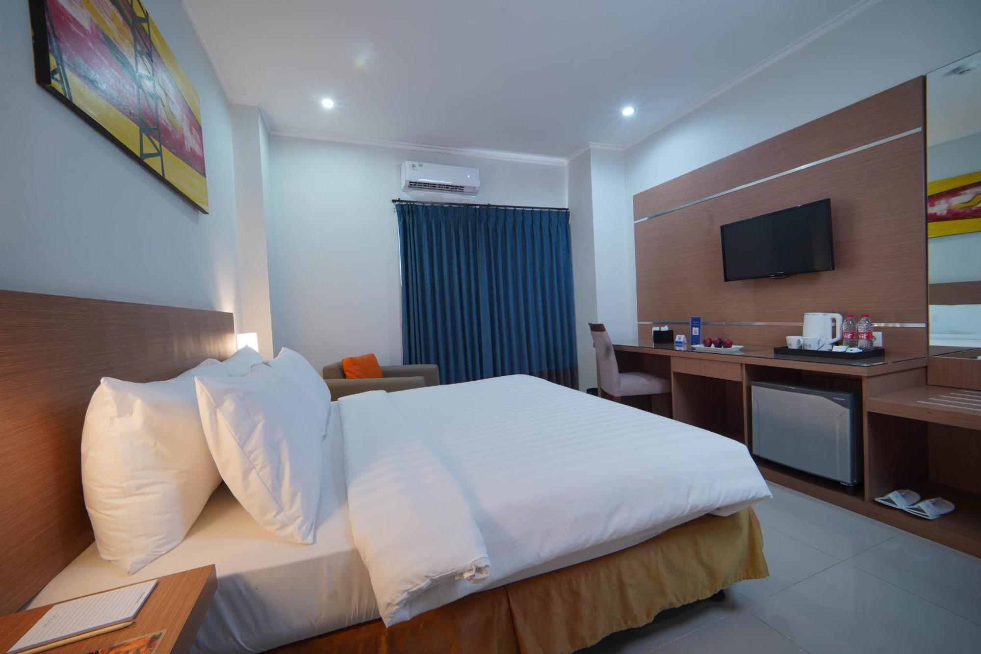 Noola Hotel チラチャプ エクステリア 写真