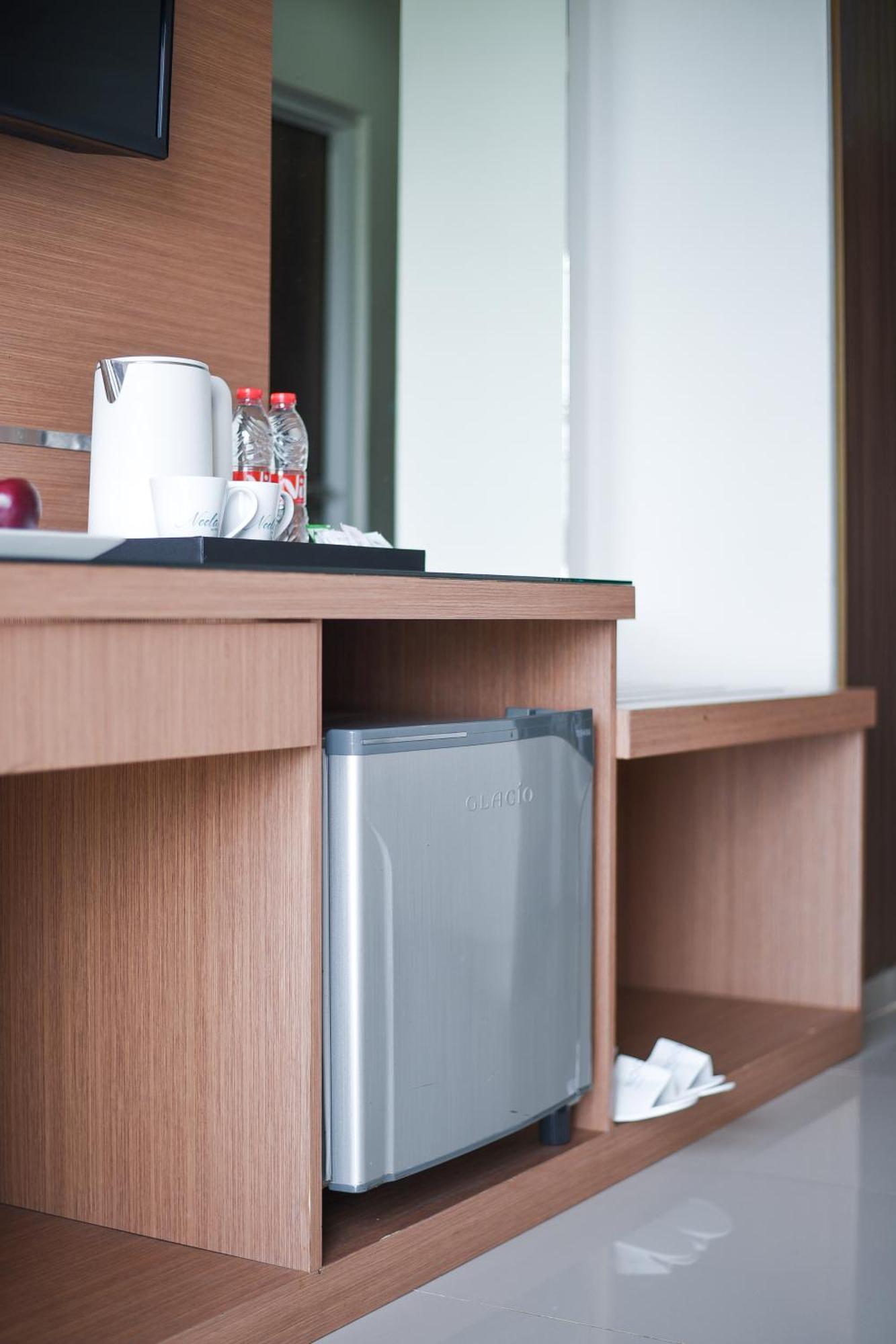 Noola Hotel チラチャプ エクステリア 写真